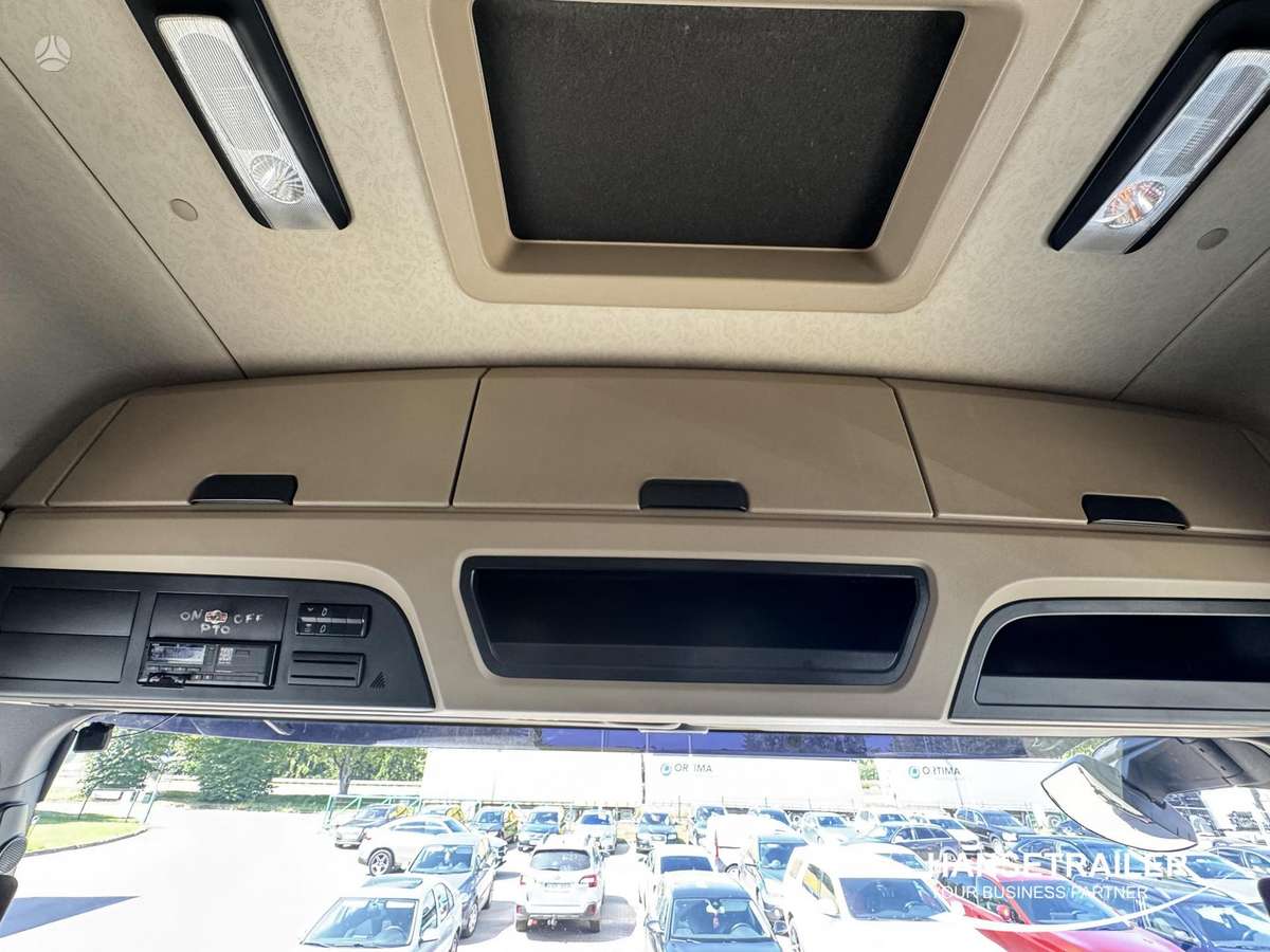 Mercedes-Benz Actros 1845 Big Space, double sleeper