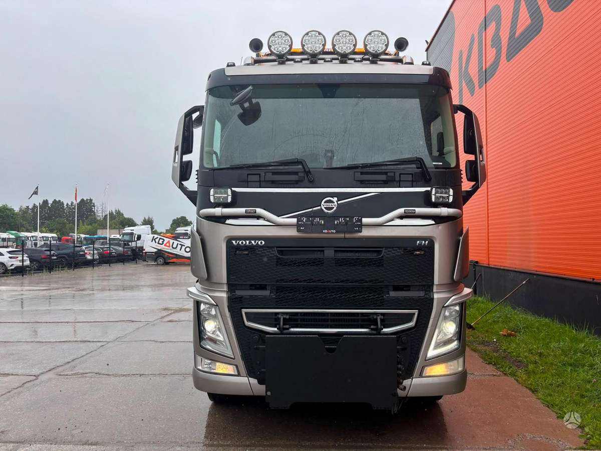 Volvo FH 540 6x4, самосвалы