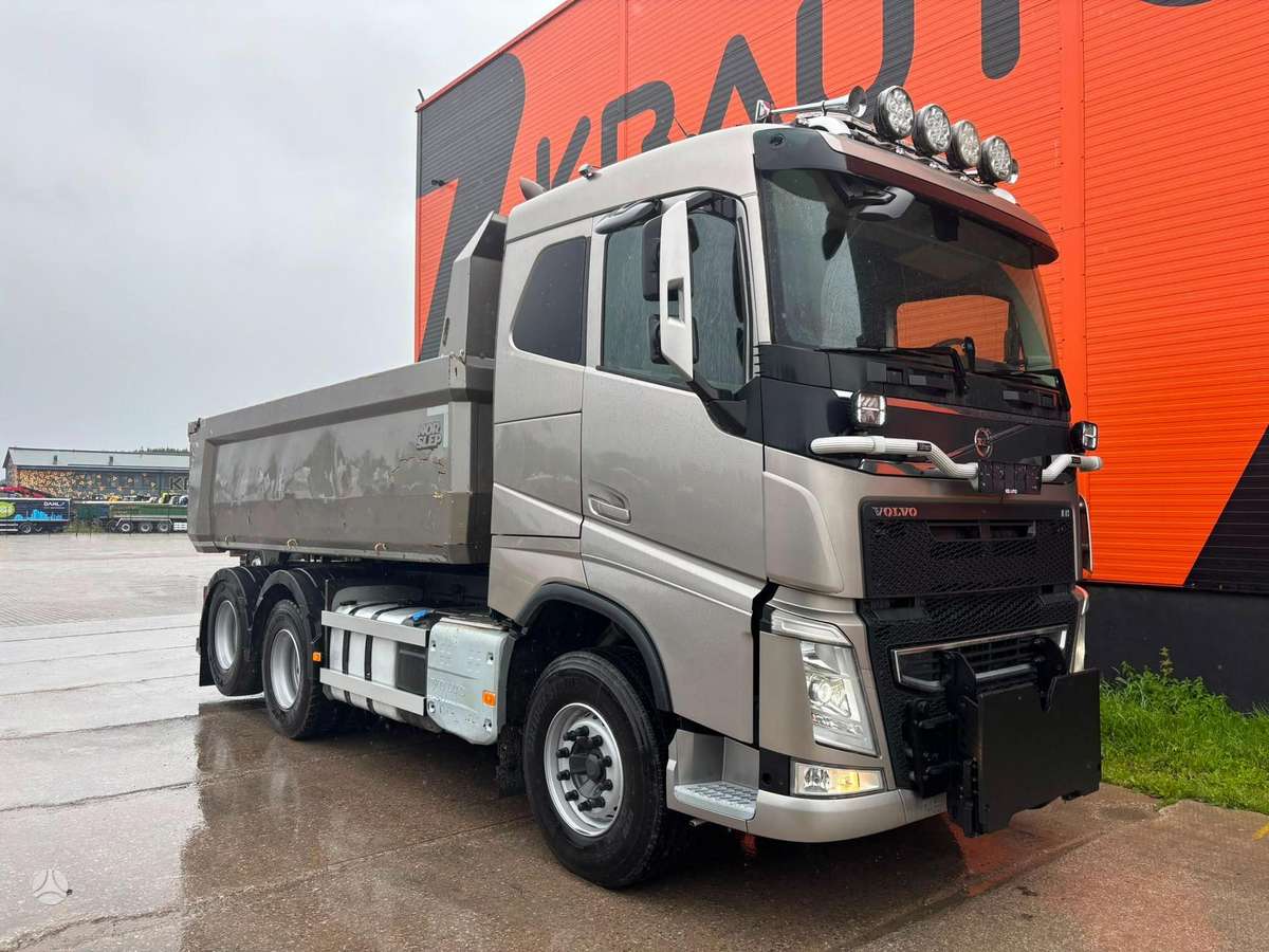 Volvo FH 540 6x4, самосвалы