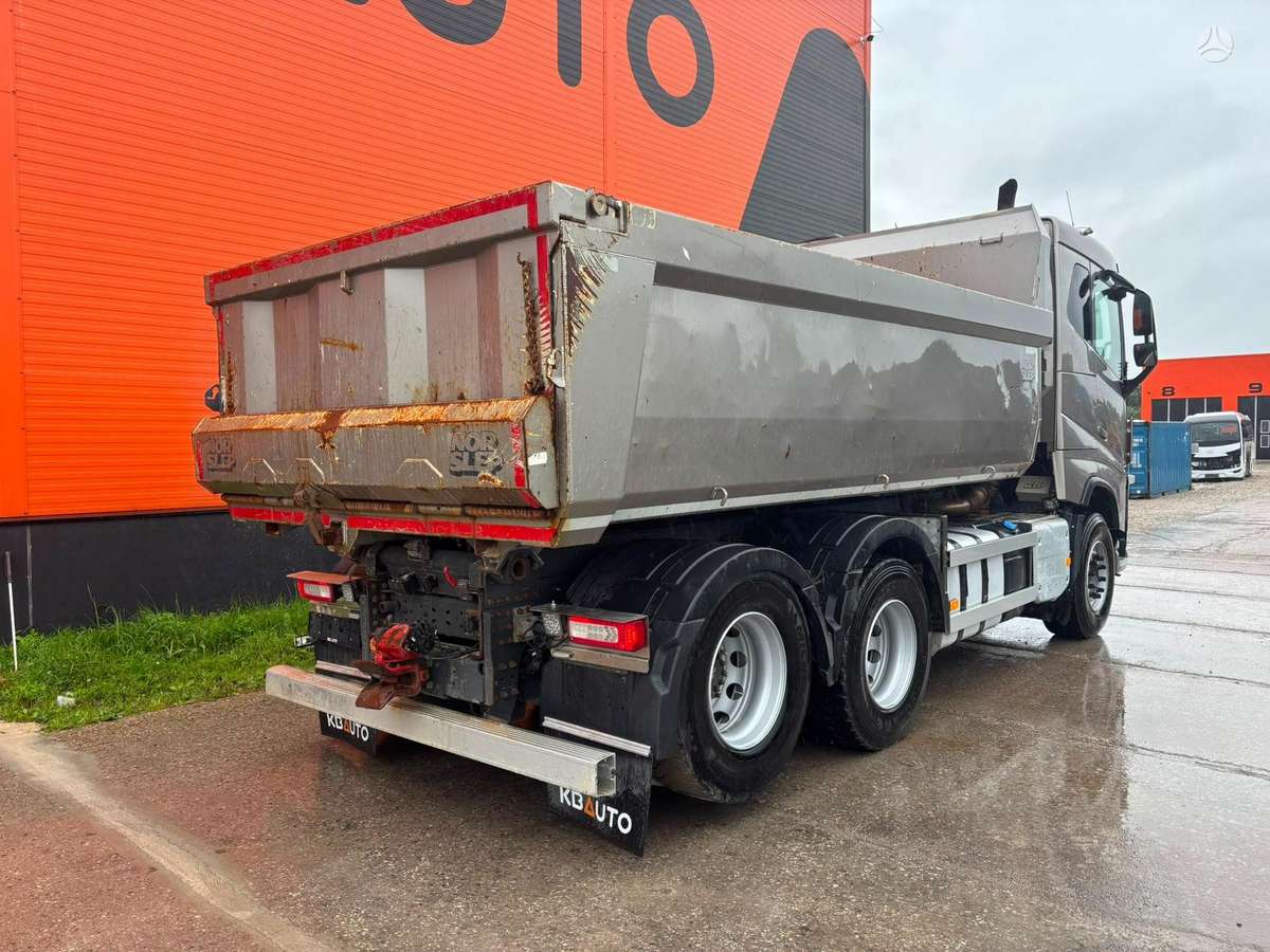 Volvo FH 540 6x4, самосвалы
