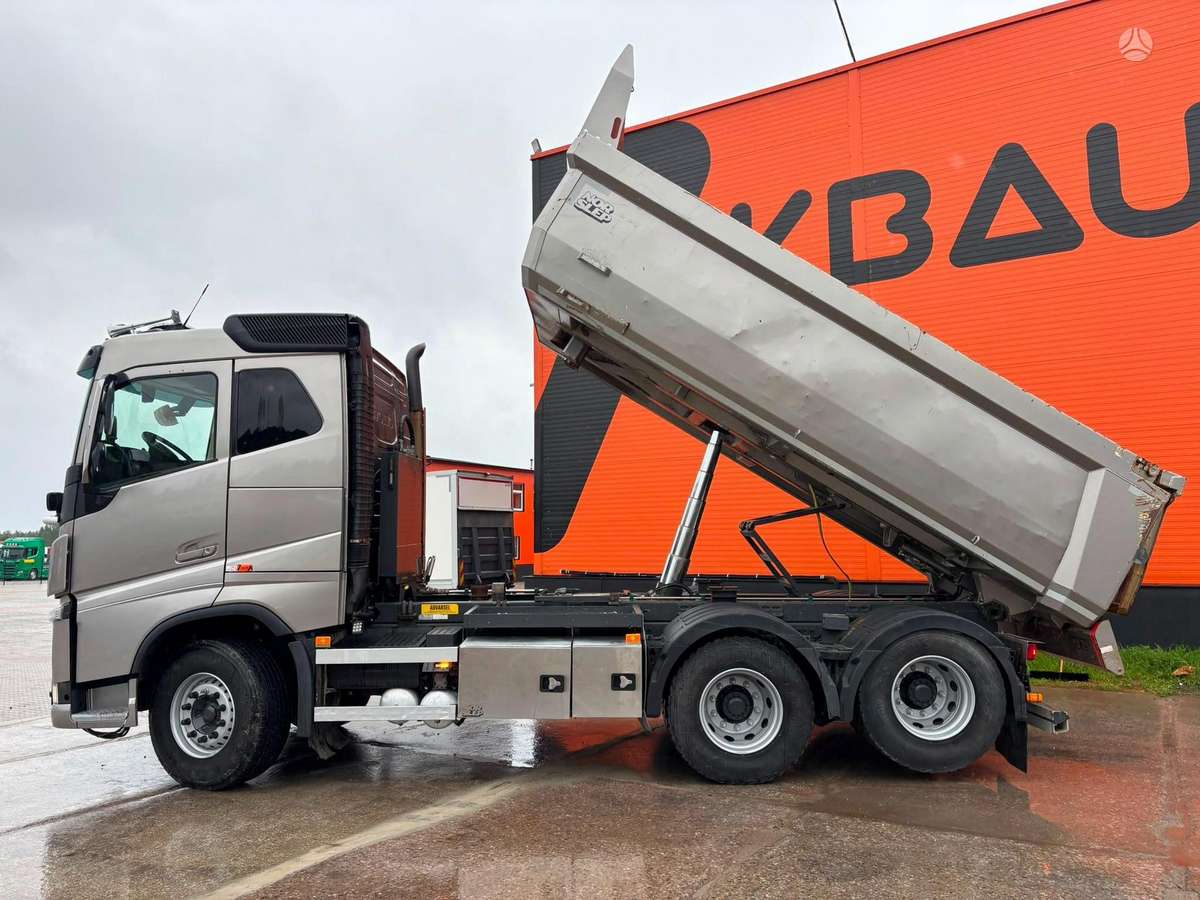 Volvo FH 540 6x4, самосвалы