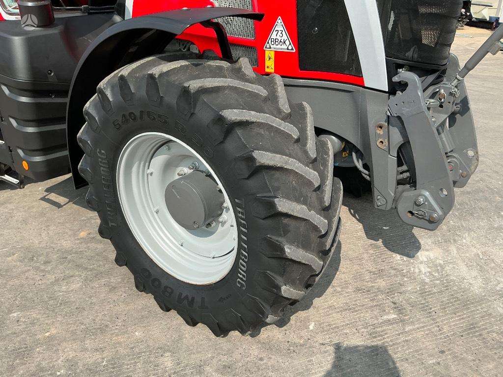 Massey Ferguson 8S 245, tractors
