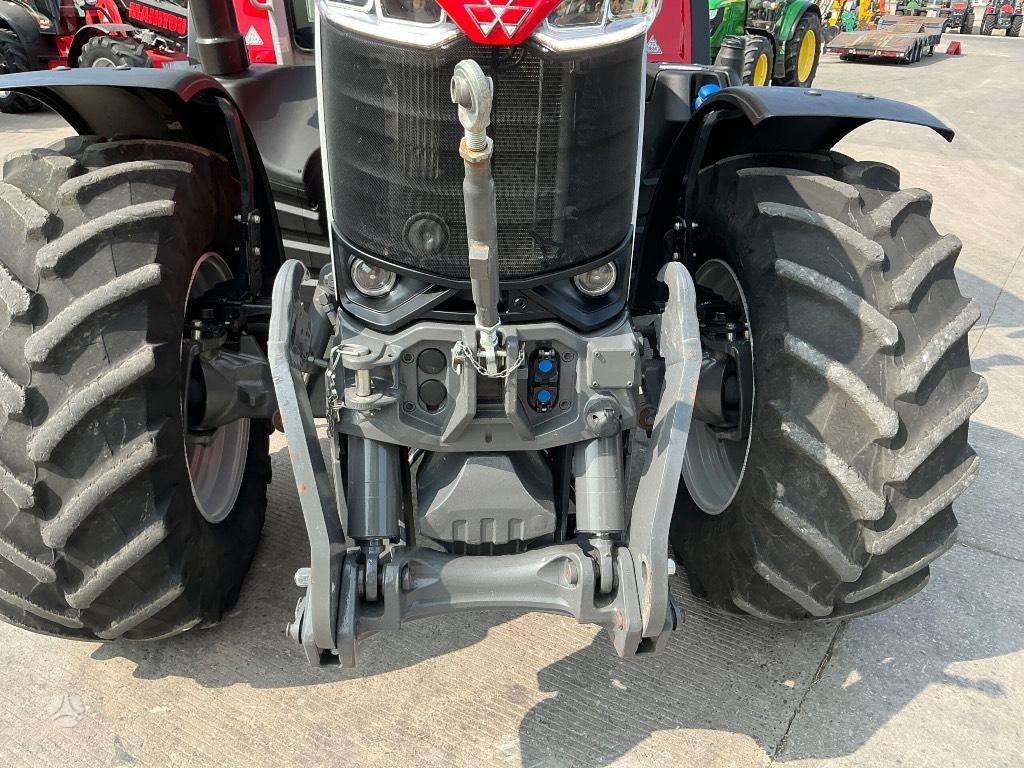 Massey Ferguson 8S 245, traktoriai