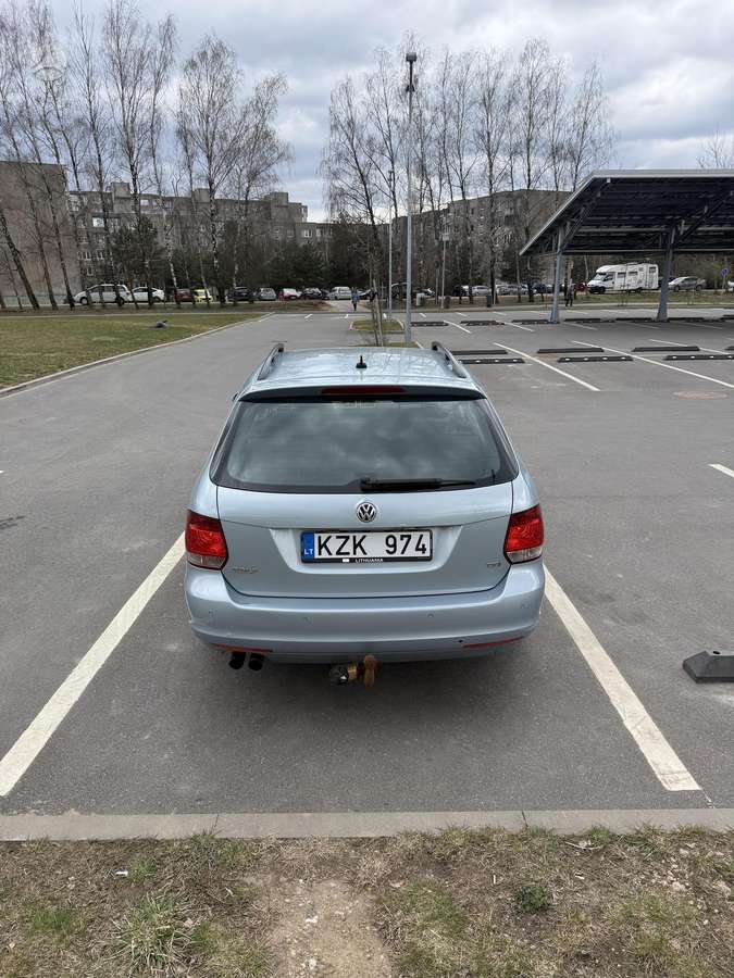 Volkswagen Golf - 3