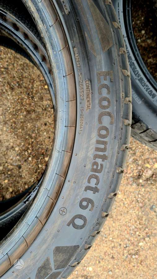 Continental EcoContact 6Q, летние 235/45 R20