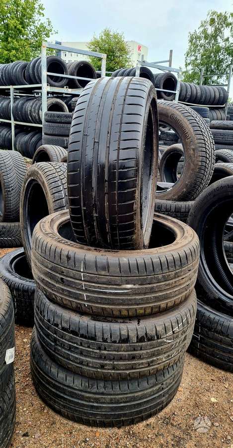 Michelin Pilot Sport 4, summer 225/45 R19
