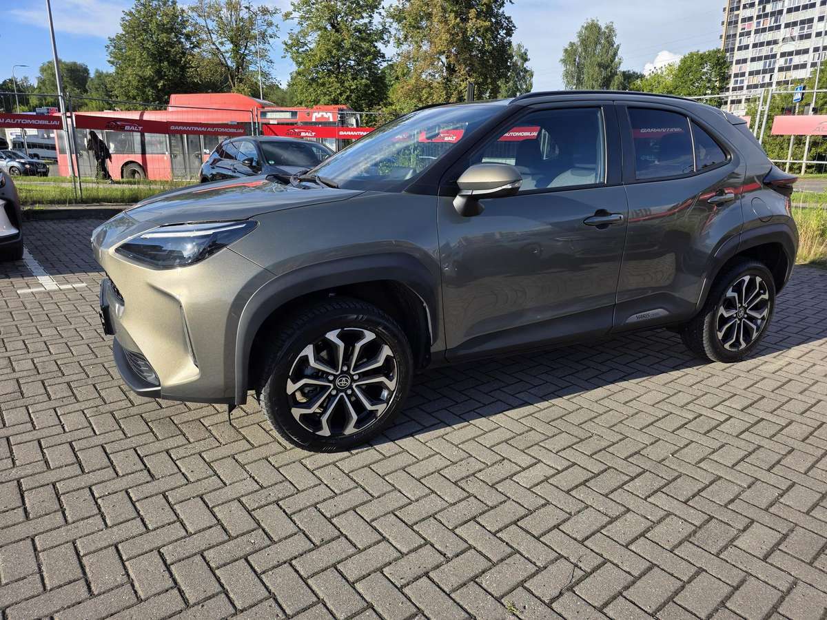 Toyota Yaris Cross - 3
