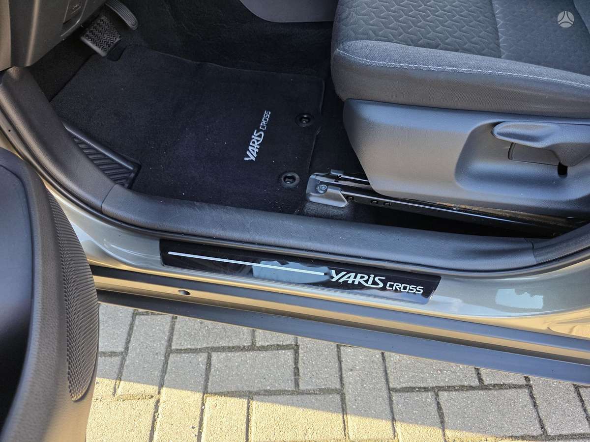 Toyota Yaris Cross - 11