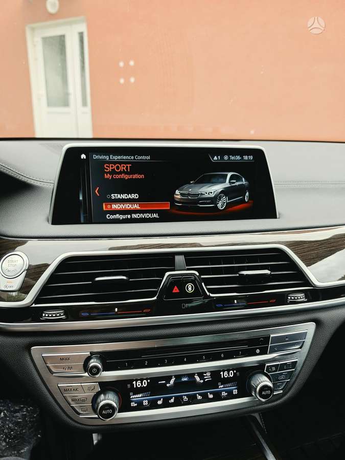 BMW 730, 3.0 l., Седан