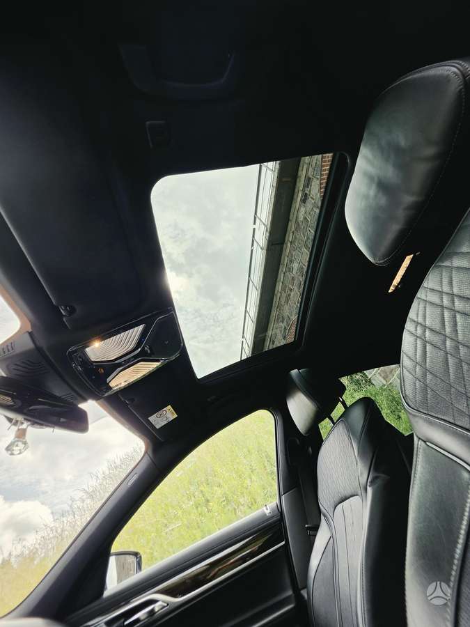 BMW 730, 3.0 l., Седан
