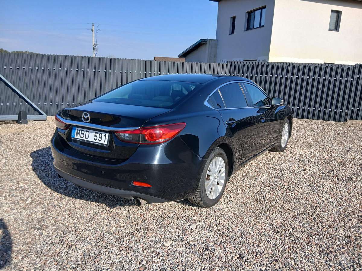 Mazda 6, 2.2 l., Седан