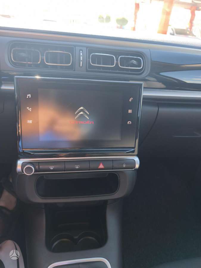 Citroen C3, 1.2 l., hatchback