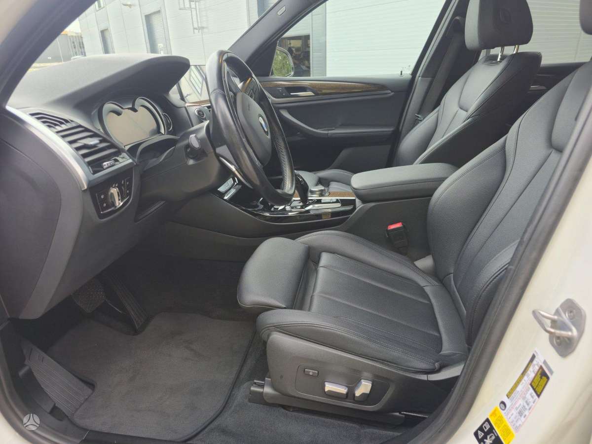 BMW X3, 2.0 l., Внедорожник / Кроссовер