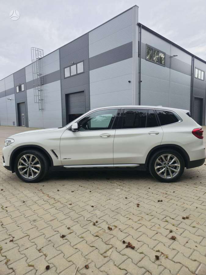 BMW X3, 2.0 l., Внедорожник / Кроссовер