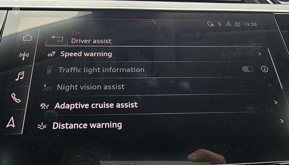 Audi e-tron, 95 kWh, off-road / crossover