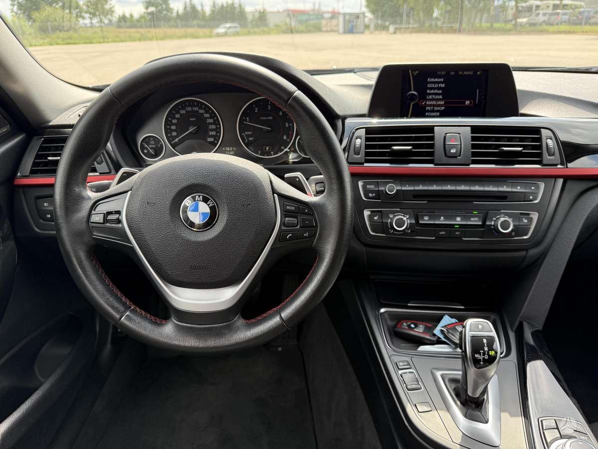 BMW 320, 2.0 l., wagon