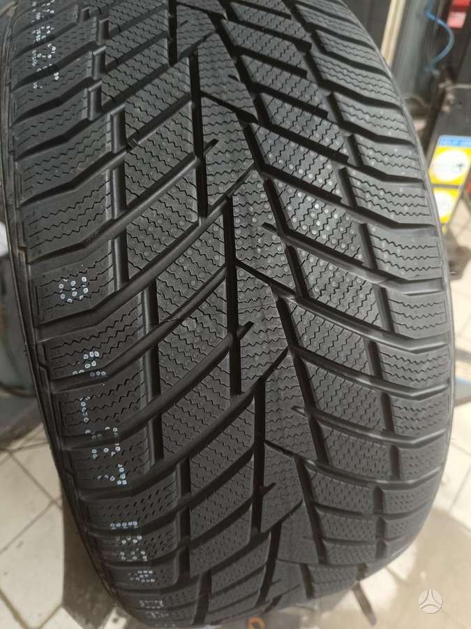 Sailun Ice blazer alpine evo 2, winter 245/40 R18