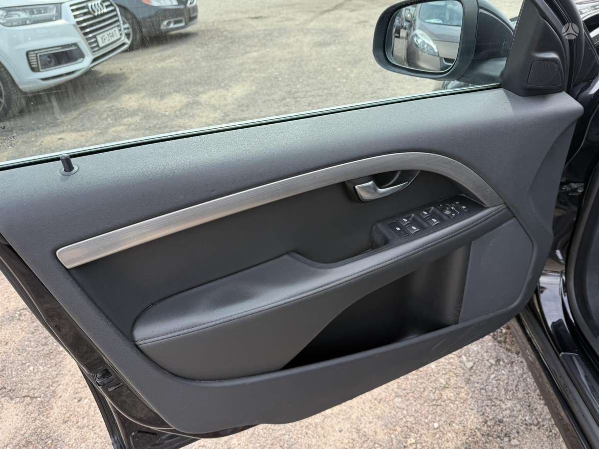 Volvo V70, 2.0 l., universalas