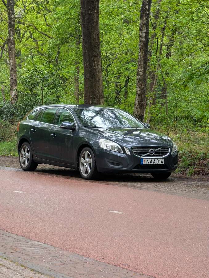 Volvo V60, 1.6 l., wagon