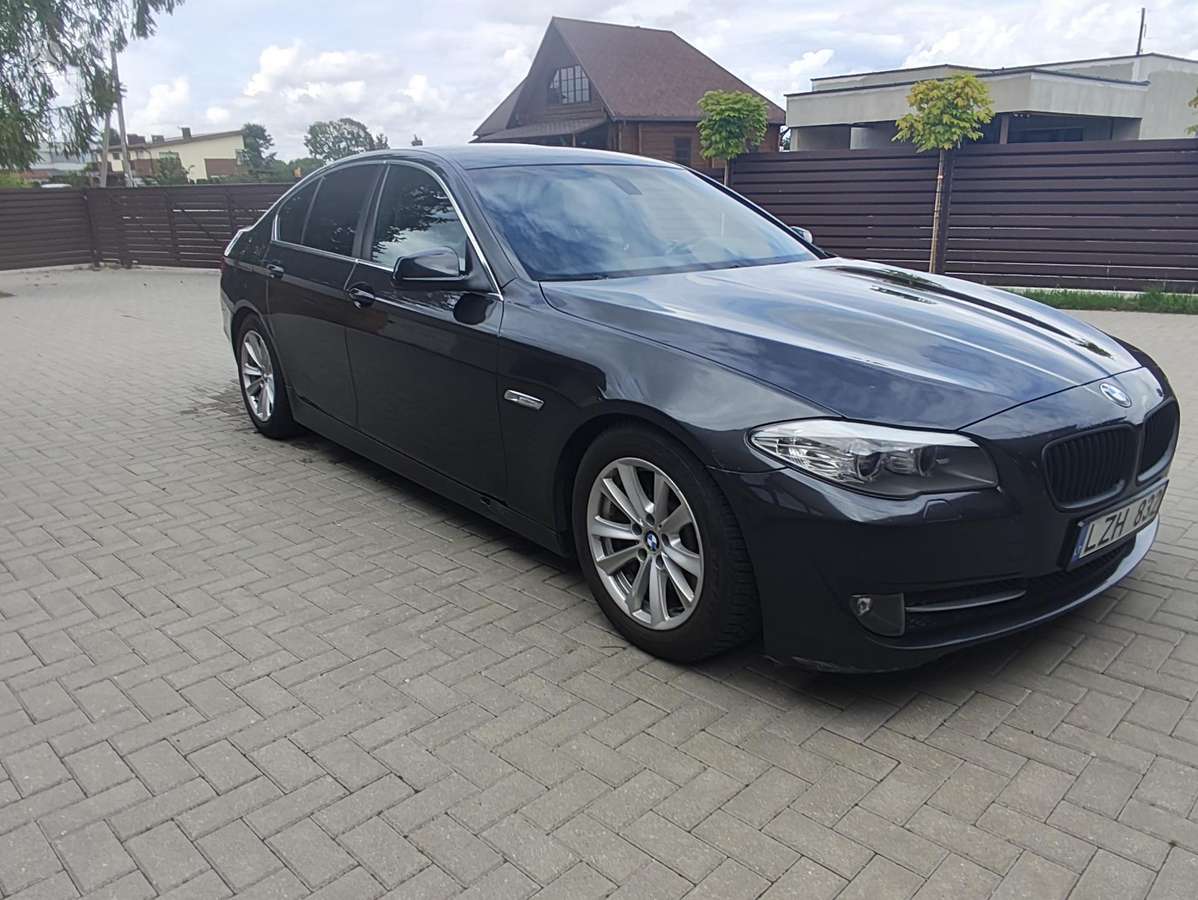 BMW 525, 3.0 l., sedanas