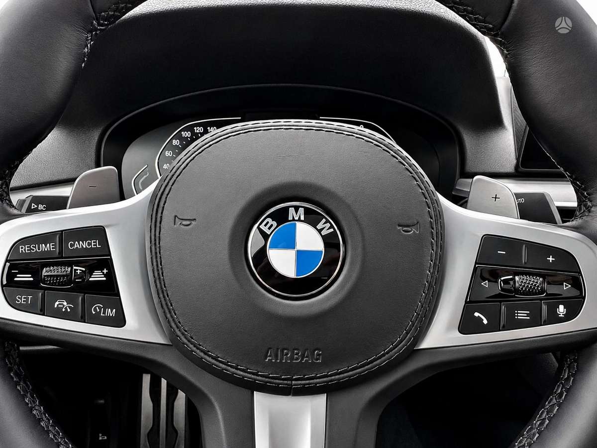 BMW 520, 2.0 l., Седан