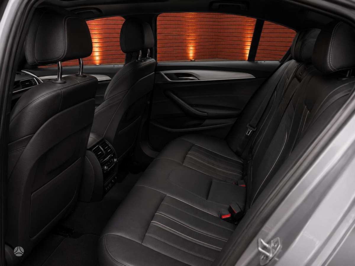 BMW 520, 2.0 l., Седан