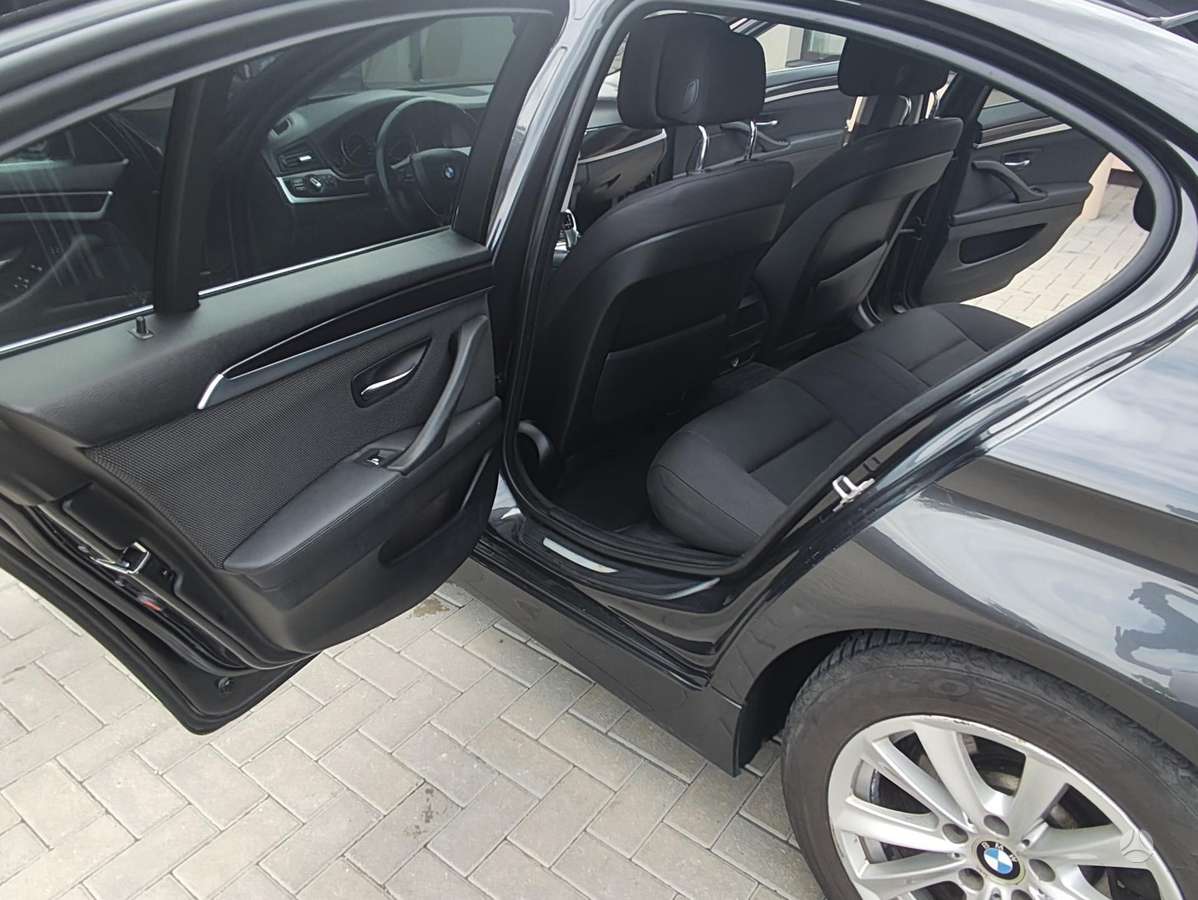 BMW 525, 3.0 l., Седан