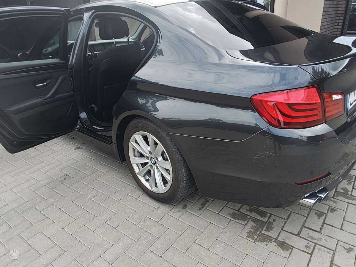 BMW 525, 3.0 l., sedanas