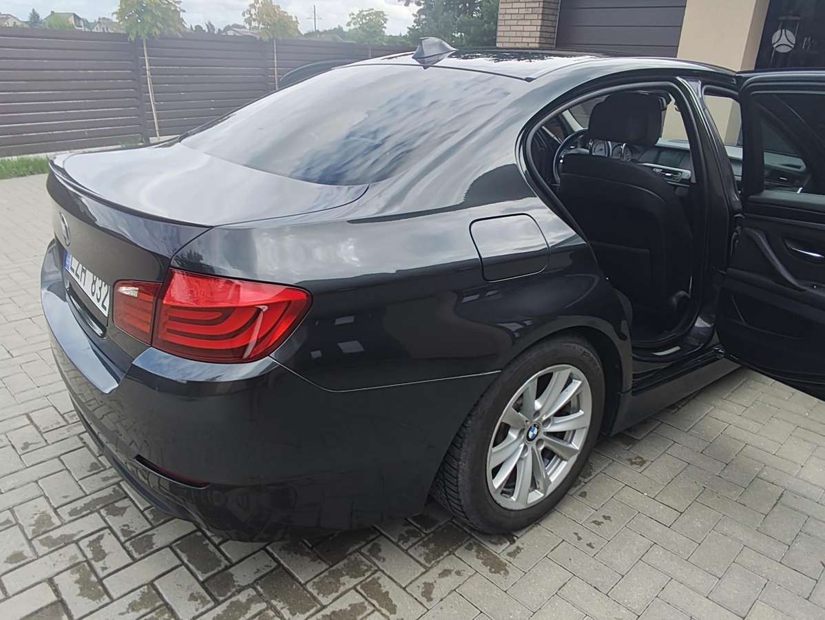 BMW 525, 3.0 l., Седан