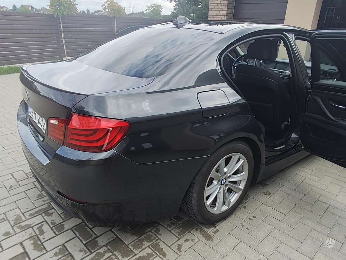 BMW 525, 3.0 l., sedanas