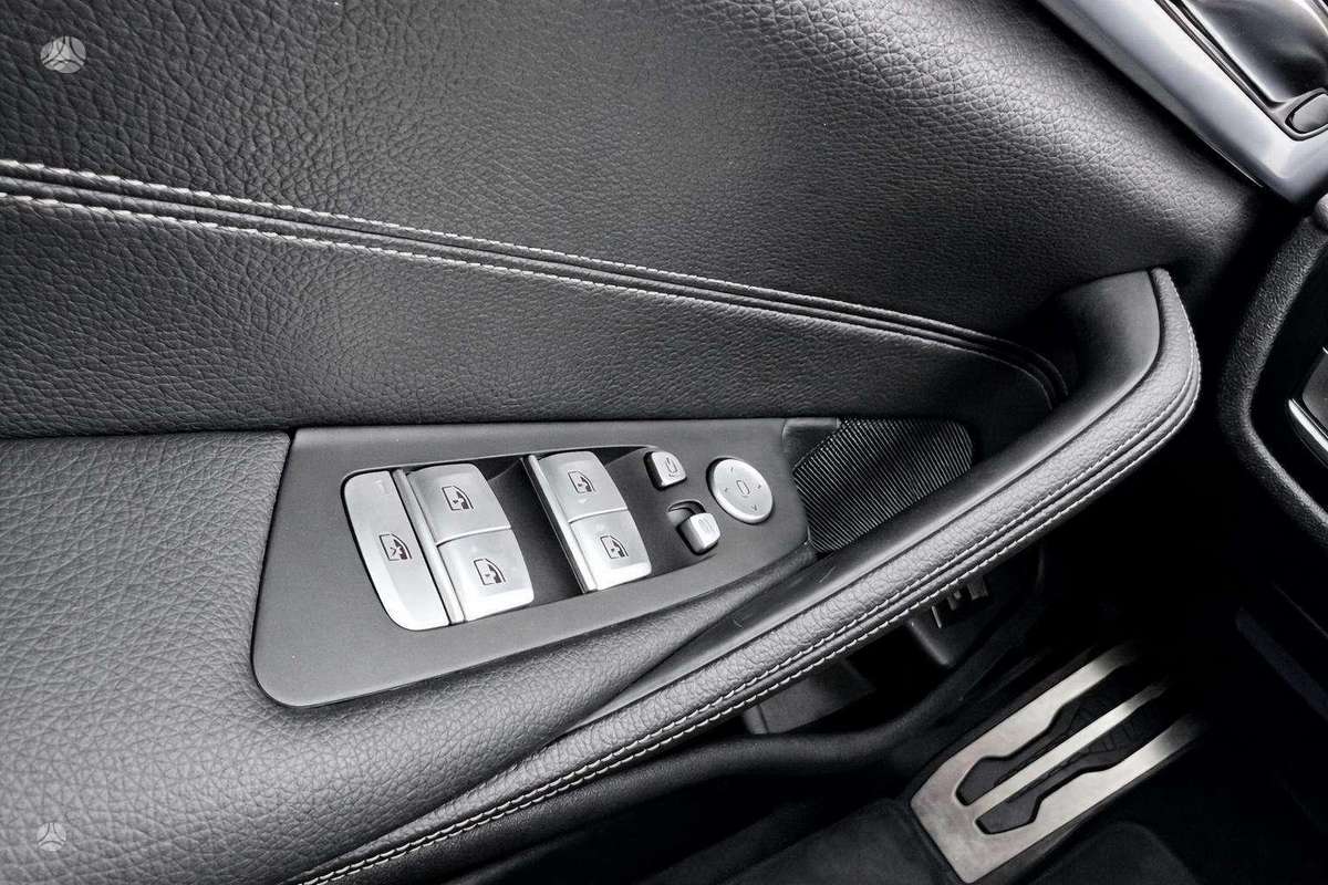 BMW 520, 2.0 l., Седан