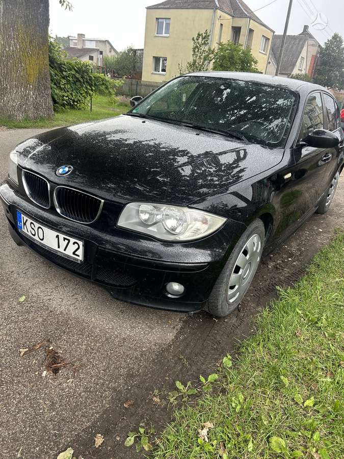 BMW 120, 2.0 l., Седан