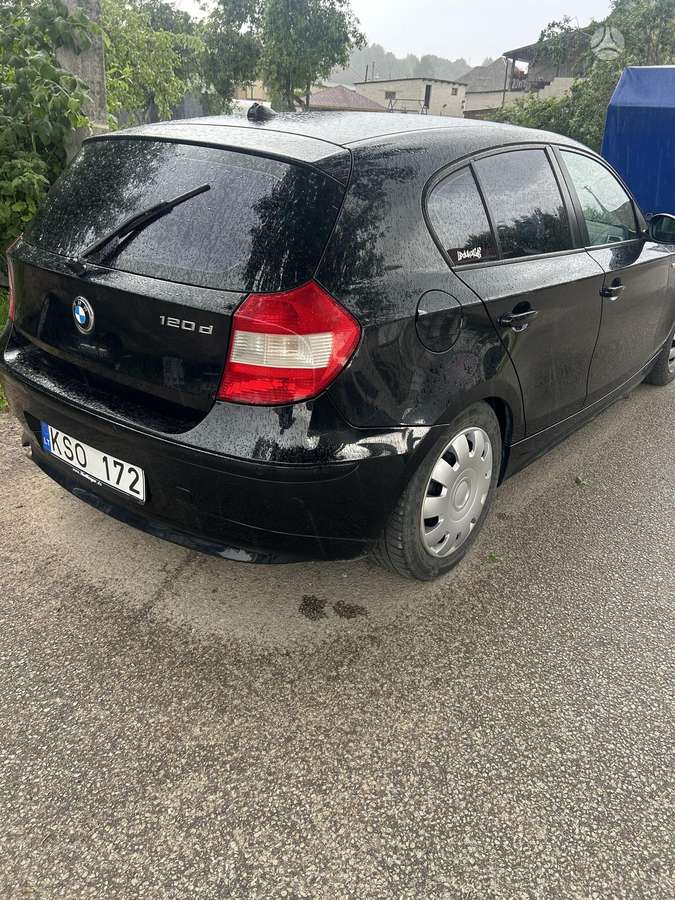 BMW 120, 2.0 l., Седан