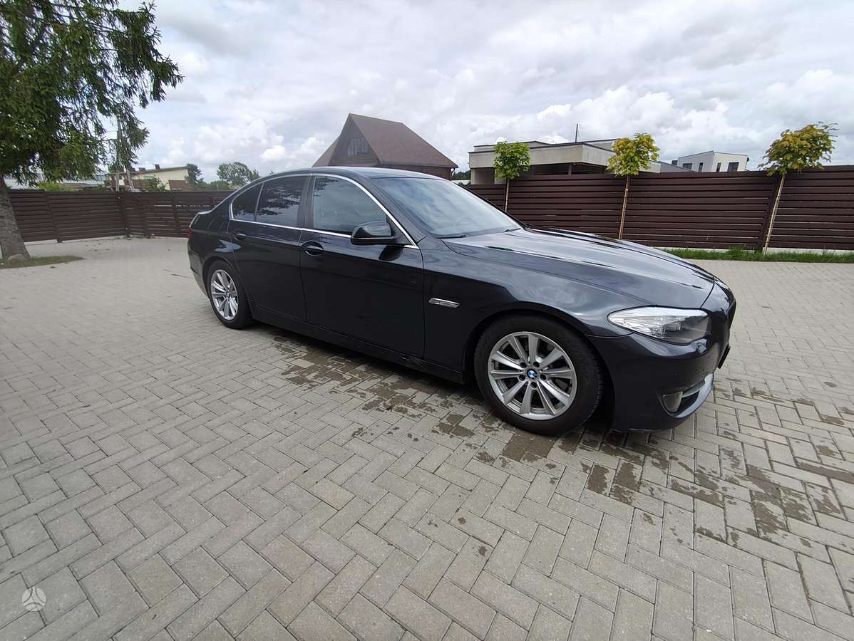 BMW 525, 3.0 l., sedanas