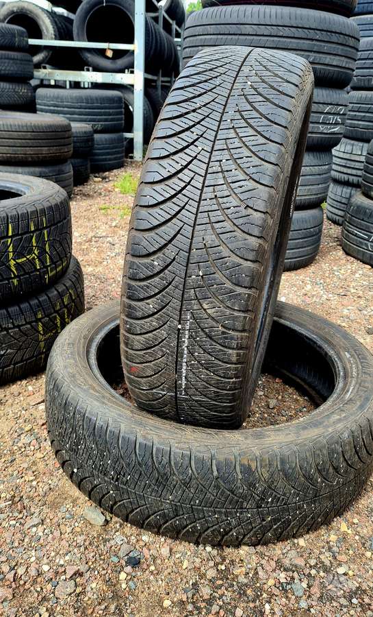 Goodyear Vector 4Seasons Gen 2, winter 195/55 R20