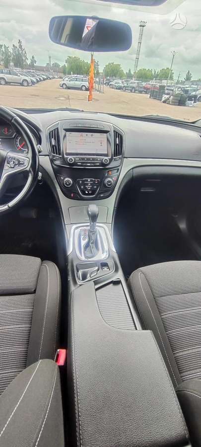 Opel Insignia, 2.0 l., Хэтчбек