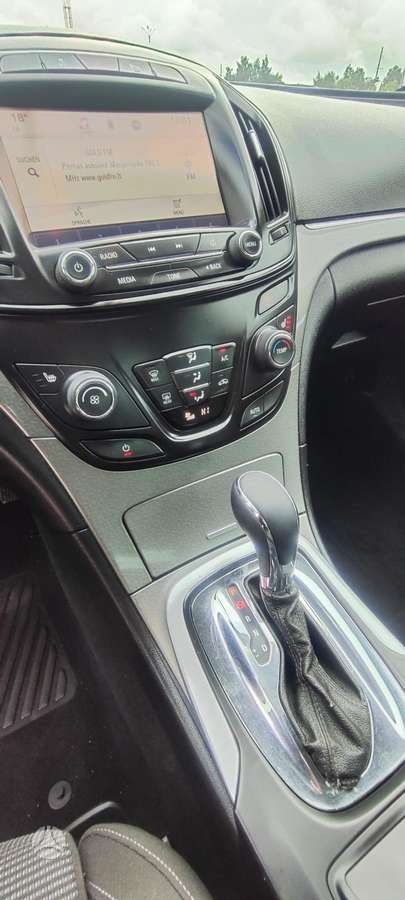 Opel Insignia, 2.0 l., Хэтчбек
