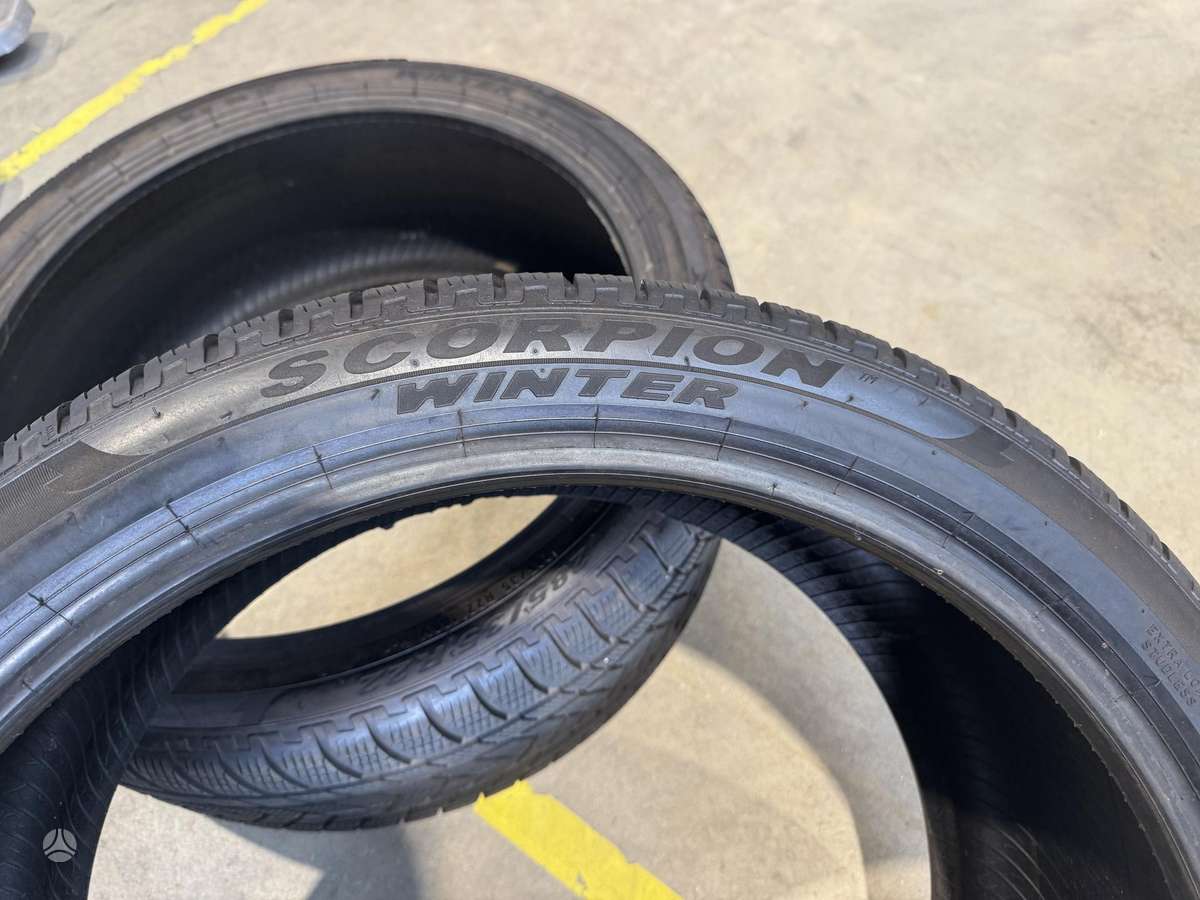Pirelli Scorpion Winter, žieminės 285/35 R22