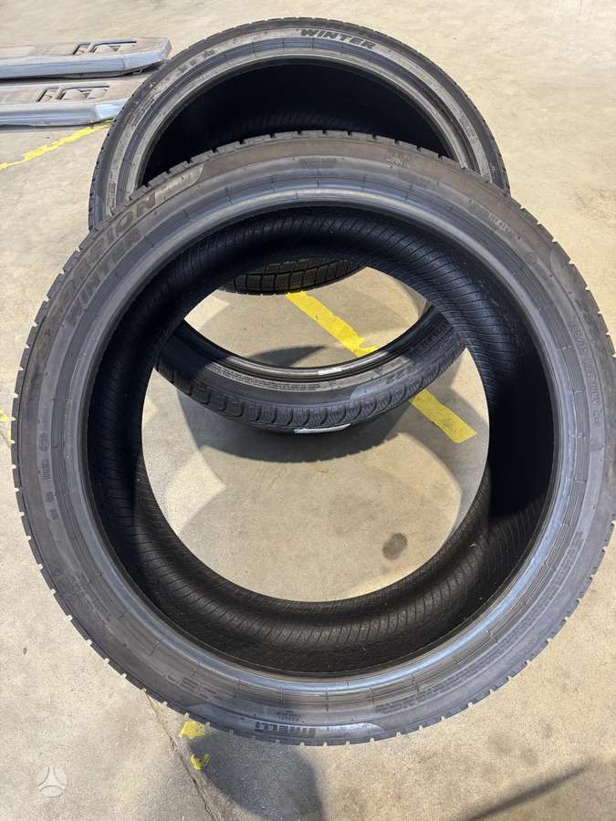 Pirelli Scorpion Winter, žieminės 285/35 R22