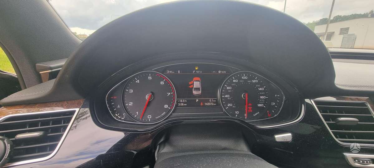 Audi A8, 4.0 l., Седан