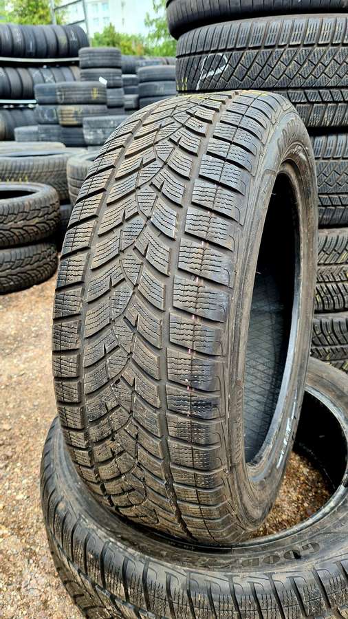 Goodyear UltraGrip Performance +, žieminės 235/55 R19