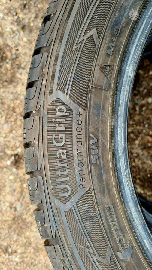 Goodyear UltraGrip Performance +, žieminės 235/55 R19