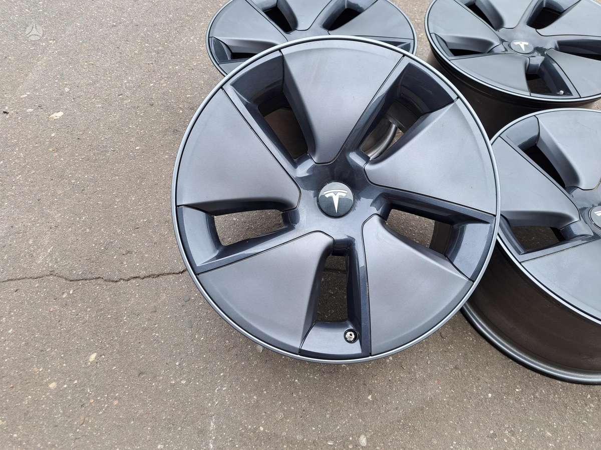 TESLA Model3, легкосплавные , R18