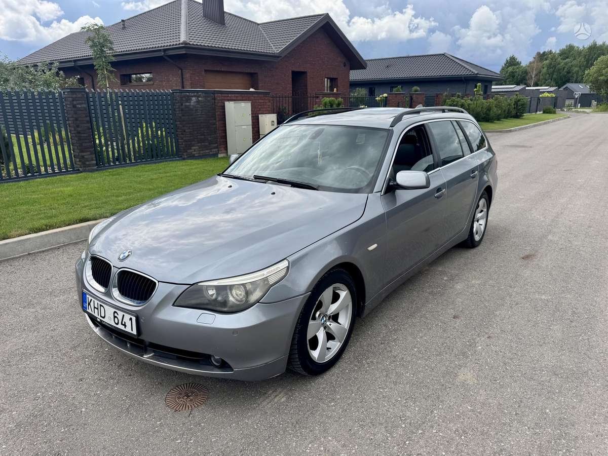 BMW 525, 2.5 l., wagon