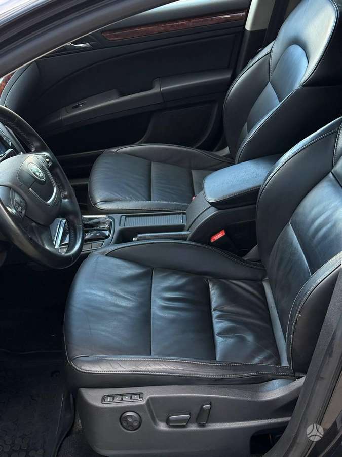 Skoda Superb, 2.0 l., Универсал