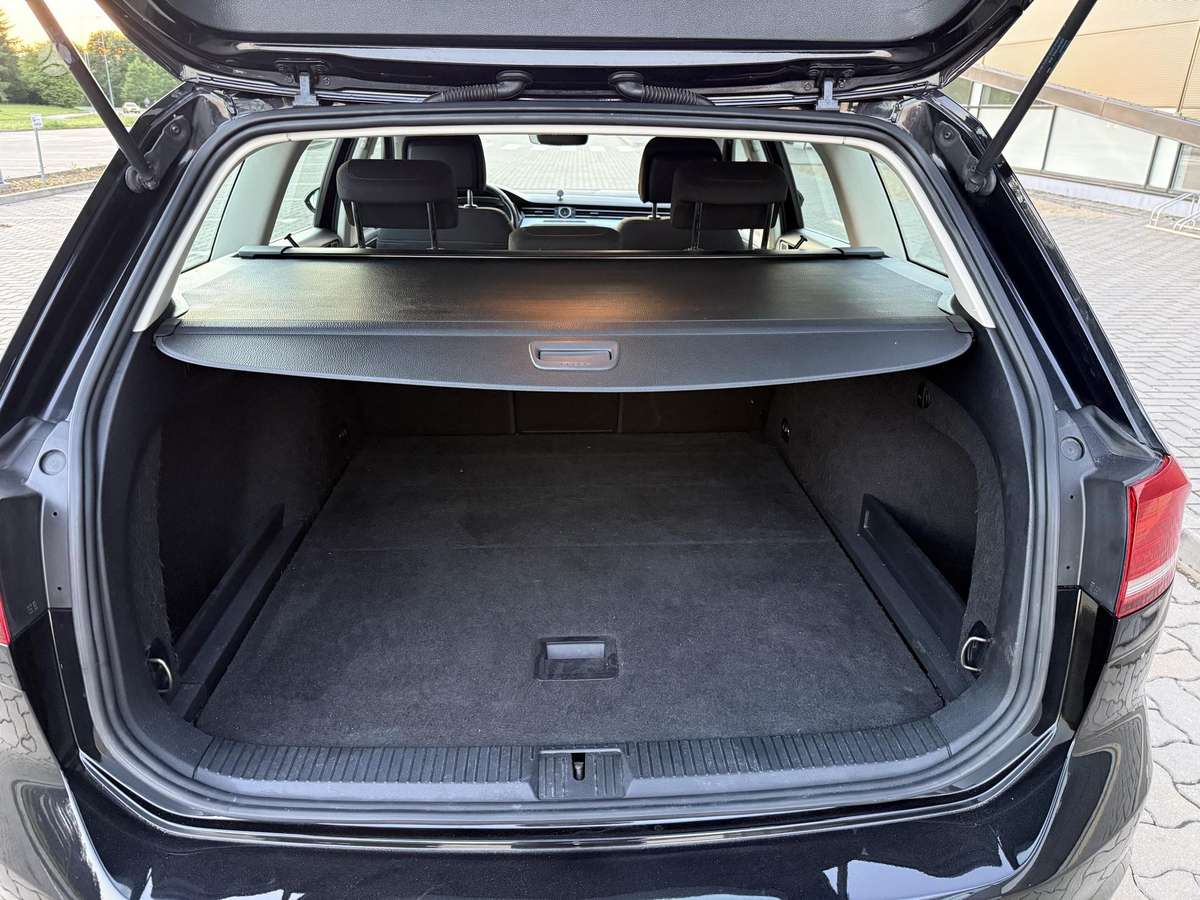 Volkswagen Passat, 2.0 l., Универсал
