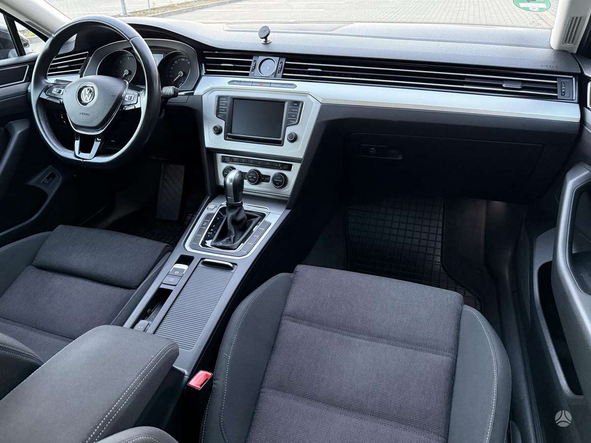 Volkswagen Passat, 2.0 l., Универсал