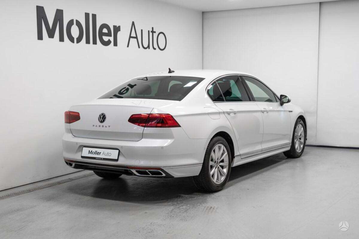 Volkswagen Passat - 3