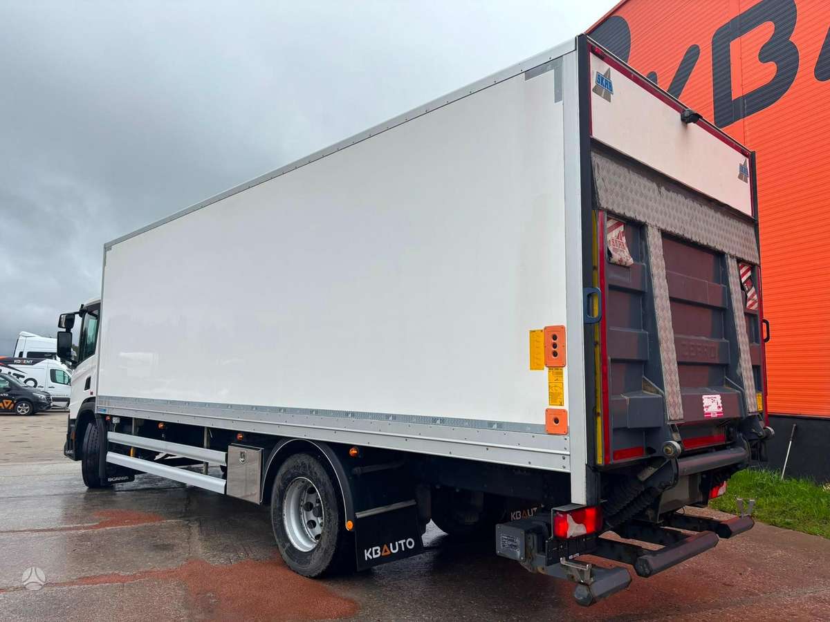 Scania P 220 4x2, box trucks / box vans