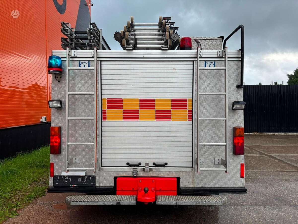 Scania P 93 4x2, kita